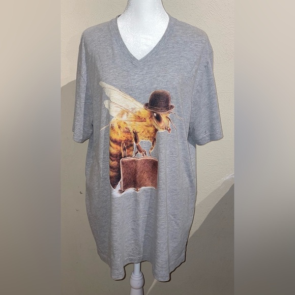 Women’s Worker Bee V-Neck Graphic T-Shirt - Picture 2 of 7